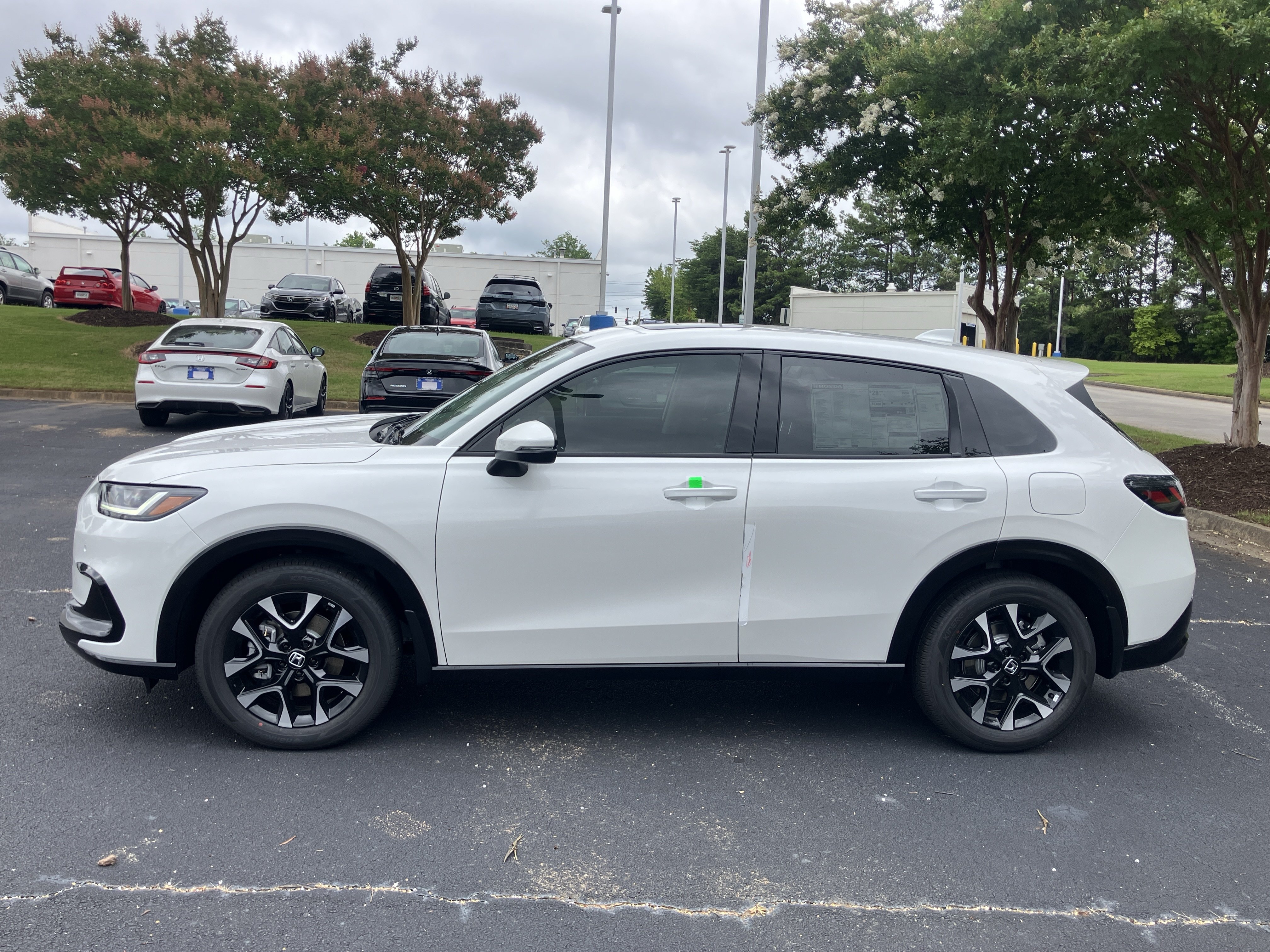 New 2027 Honda HR-V EX-L image 6