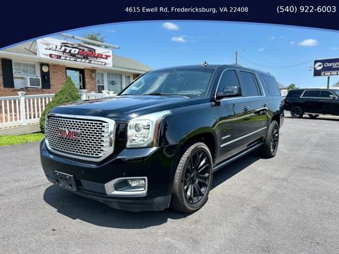 Used 2015 GMC Yukon XL Denali w/ Premium Package RWD image 9