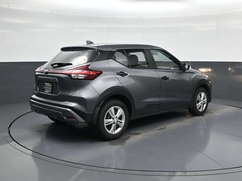 Certified 2025 Nissan Kicks Play S FWD image 10