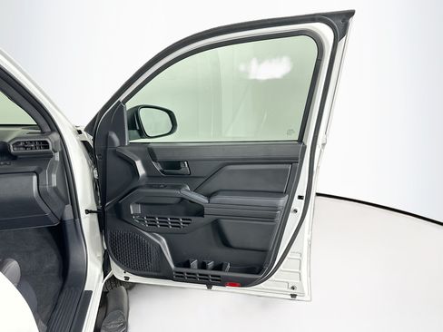 Used 2024 Toyota Tacoma SR RWD image 29