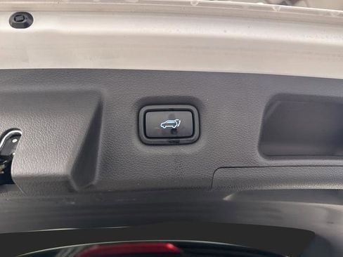 Used 2023 Hyundai Santa Fe Limited w/ Cargo Package image 16