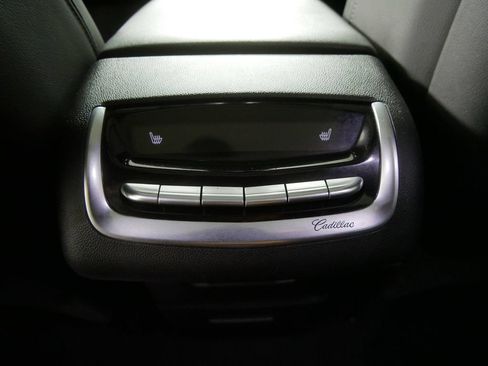 Used 2024 Cadillac XT6 Sport w/ Technology Package AWD/4WD image 22