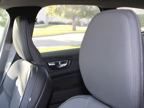 New 2026 Volvo XC60 B5 Plus w/ Protection Package Premier image 14