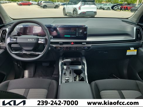 New 2026 Kia Sorento LX FWD image 14
