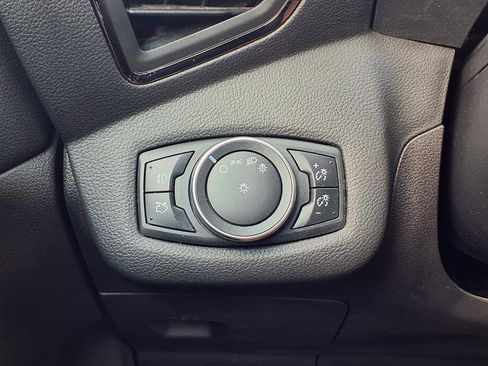 Used 2016 Ford Escape Titanium w/ Equipment Group 301A AWD/4WD image 18