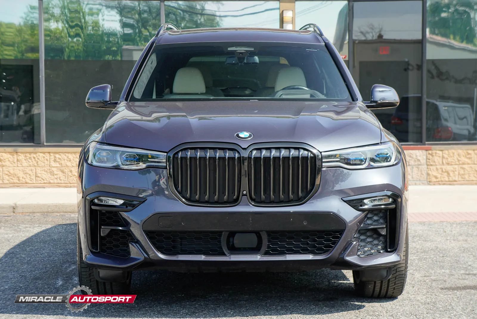 Used 2022 BMW X7 M50i AWD/4WD image 2