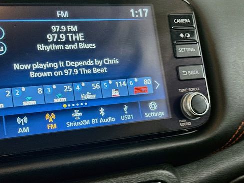 Used 2023 Nissan Kicks SR FWD image 19
