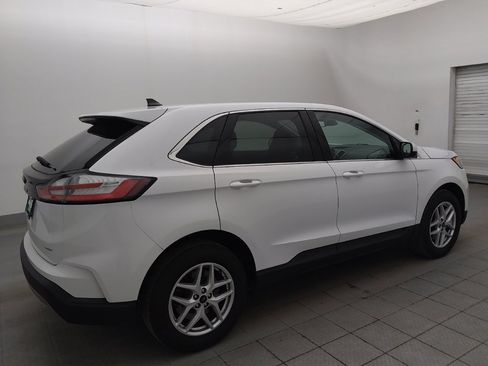 Used 2024 Ford Edge SEL image 10