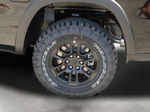 New 2027 RAM 1500 Rebel w/ Rebel Level 2 Equipment Group AWD/4WD image 9