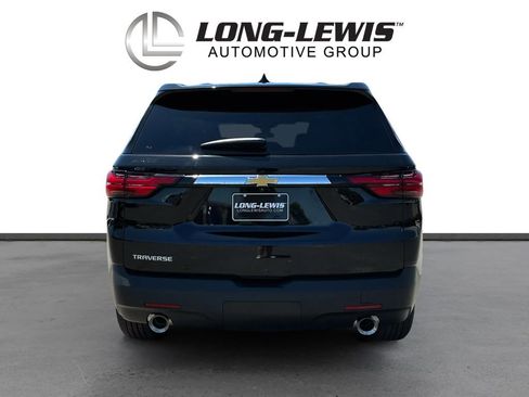 Used 2023 Chevrolet Traverse LS FWD image 5