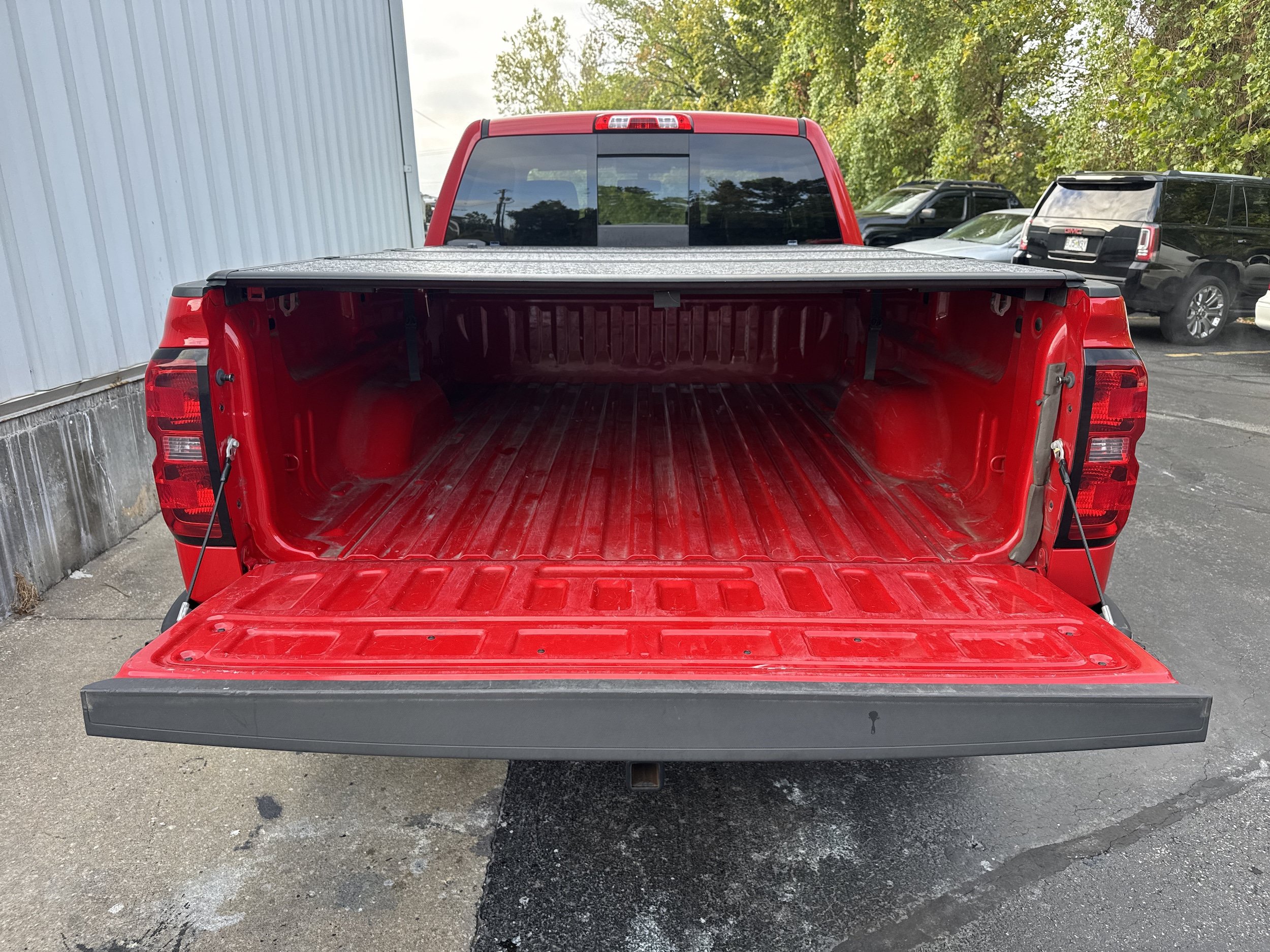 Used 2014 Chevrolet Silverado 1500 LT w/ LT Convenience Package RWD image 10