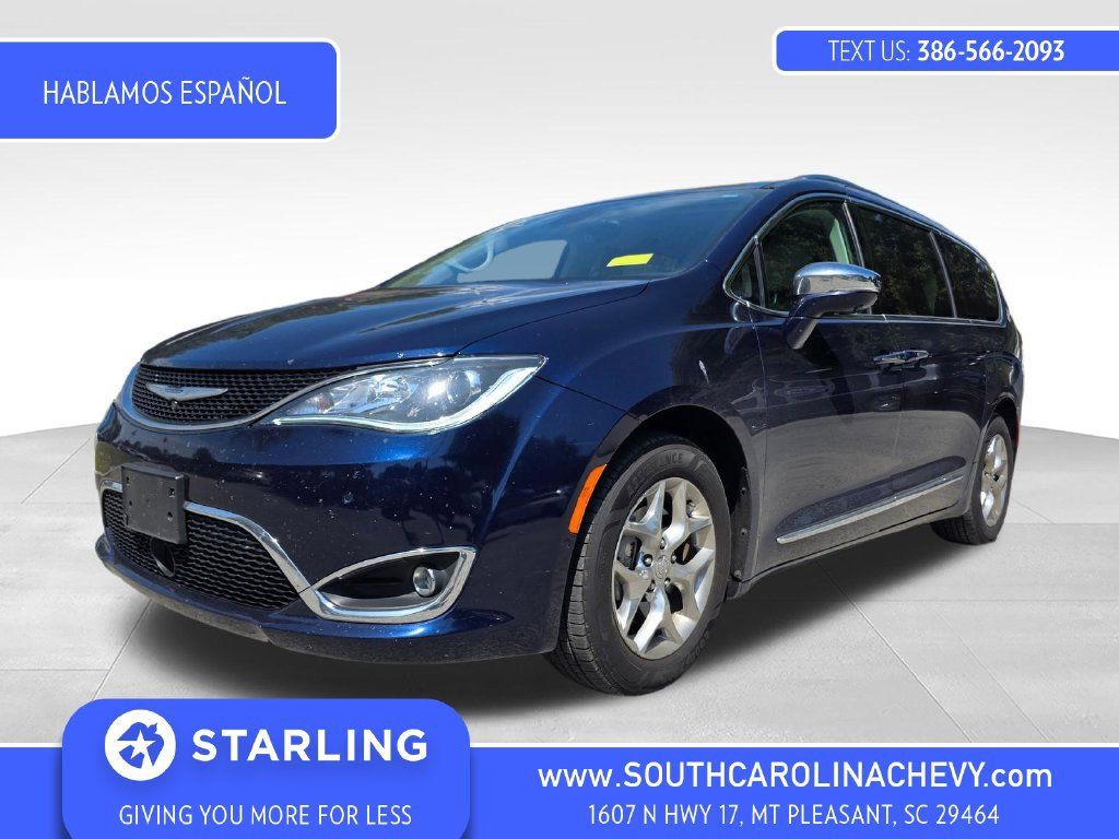 Used 2017 Chrysler Pacifica Limited FWD image 1