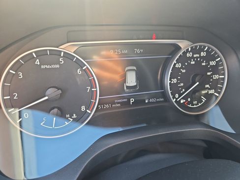 Used 2023 Nissan Rogue SV image 11