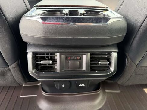 Used 2022 Ford F150 Lariat w/ Equipment Group 502A High AWD/4WD image 15
