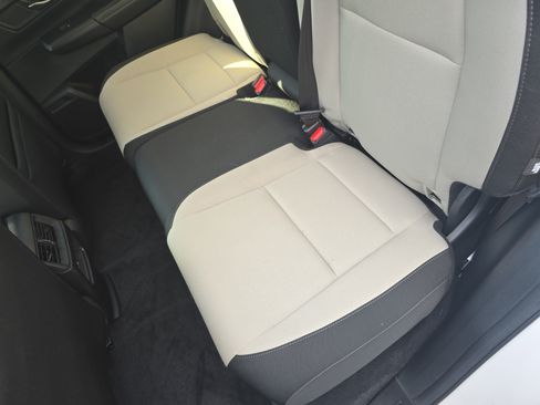 Used 2025 Honda CR-V EX image 13