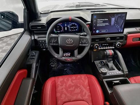 Used 2025 Toyota Tacoma TRD Pro AWD/4WD image 23