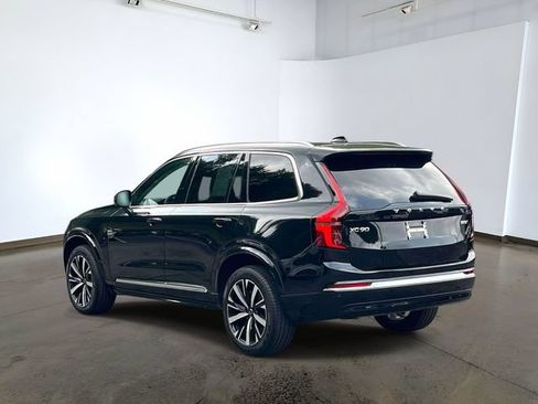 Used 2025 Volvo XC90 B5 Core AWD/4WD image 6