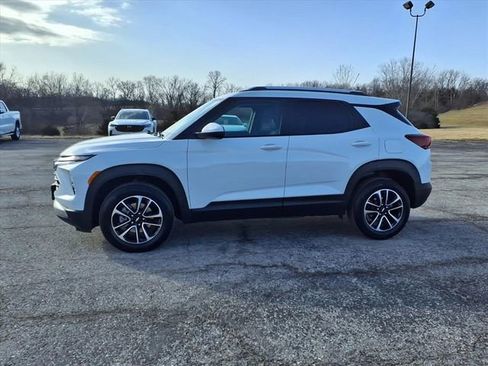 Used 2025 Chevrolet TrailBlazer LT image 30
