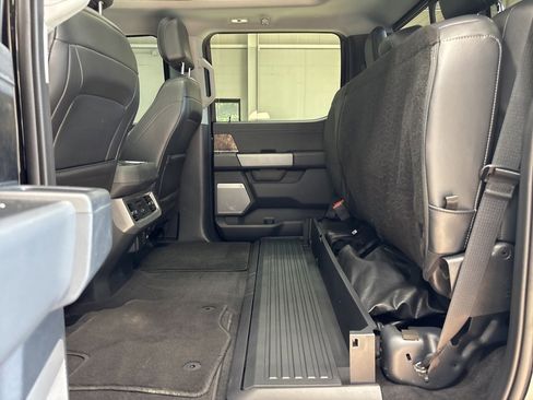 Used 2024 Ford F250 Lariat image 17