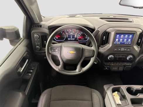 Used 2024 Chevrolet Silverado 2500 Custom w/ Custom Value Package AWD/4WD image 20