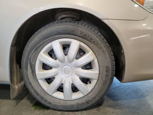 Used 2006 Toyota Camry LE FWD image 15