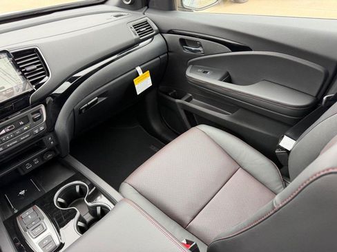New 2026 Honda Ridgeline Black Edition image 18