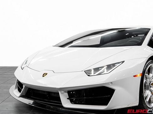 Used 2018 Lamborghini Huracan LP 580-2 RWD image 13