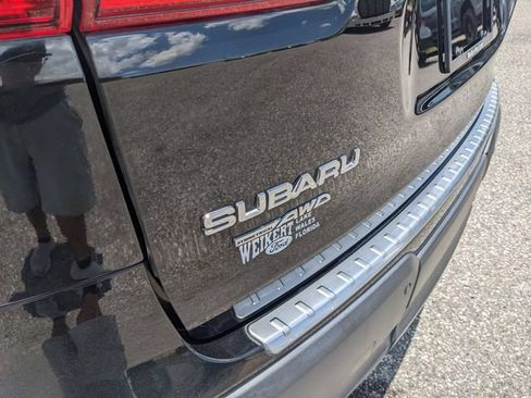 Used 2022 Subaru Ascent Touring AWD/4WD image 12