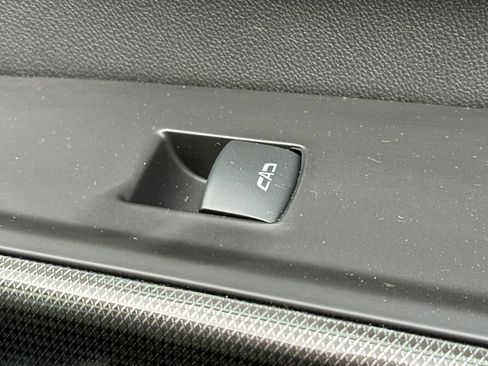 Used 2020 GMC Sierra 2500 AT4 w/ AT4 Premium Package image 21