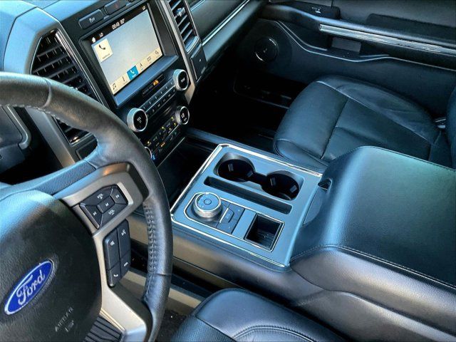 Used 2018 Ford Expedition XLT w/ Equipment Group 202A RWD image 11