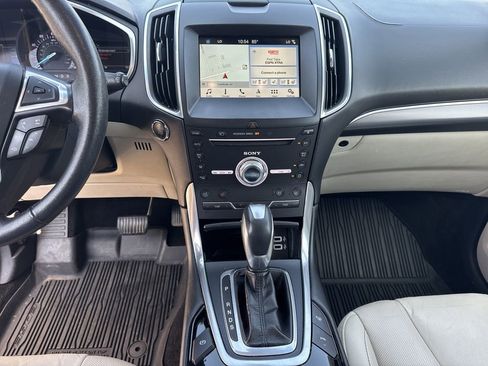 Used 2017 Ford Edge Titanium w/ Equipment Group 302A FWD image 29