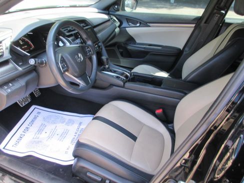 Used 2018 Honda Civic Sport Touring image 13