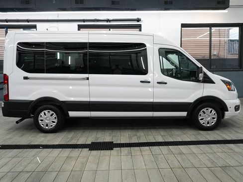 Used 2025 Ford Transit 350 XLT RWD image 4