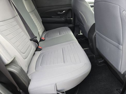 Used 2022 Hyundai Santa Cruz SEL Premium image 15