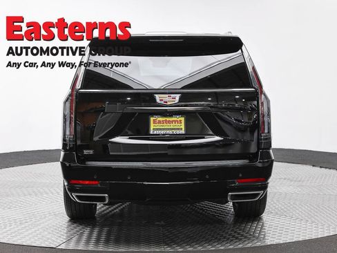 Used 2026 Cadillac Escalade ESV Luxury w/ Touring Package AWD/4WD image 6
