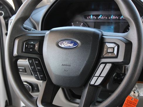 Used 2022 Ford F550 4x4 Crew Cab Super Duty w/ Power Equipment Group image 30