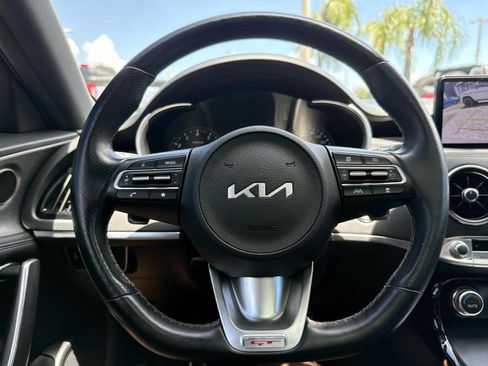 Used 2022 Kia Stinger GT1 RWD image 28