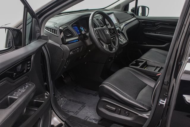 Used 2024 Honda Odyssey Elite image 11