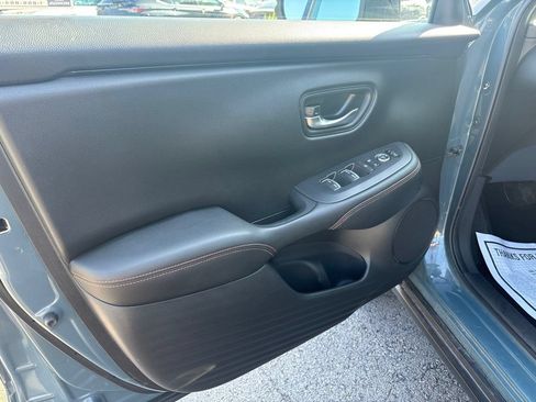 Used 2023 Honda HR-V Sport image 16