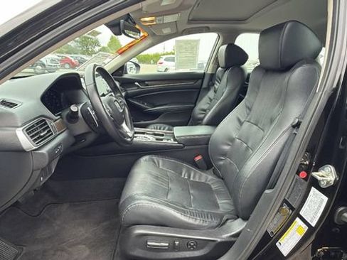 Used 2018 Honda Accord EX-L image 32