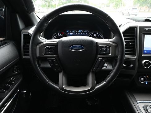 Used 2020 Ford Expedition XLT w/ Equipment Group 202A AWD/4WD image 11