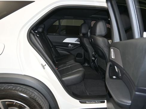 Used 2020 Mercedes-Benz GLE 350 4MATIC image 28