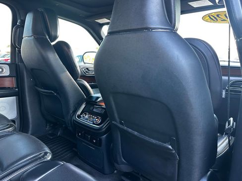 Used 2020 Lincoln Navigator L Reserve w/ Equipment Group 208A Reserve image 51
