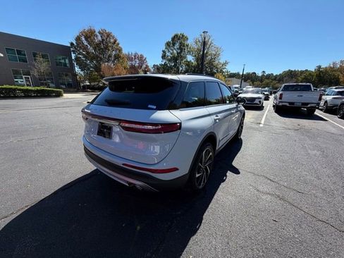 New 2026 Lincoln Corsair Reserve image 7