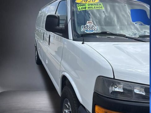 Used 2020 Chevrolet Express 2500 Extended RWD image 6