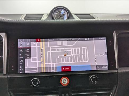 Used 2022 Porsche Macan w/ Premium Package Plus image 29