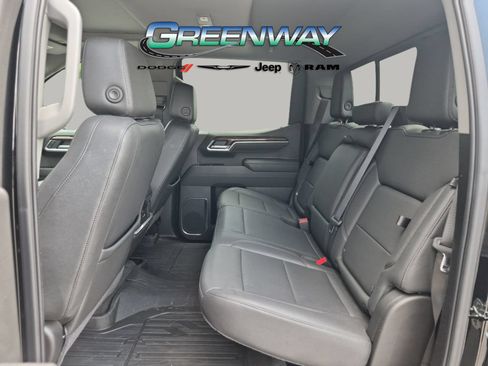 Used 2025 GMC Sierra 1500 Elevation w/ Elevation Premium Package AWD/4WD image 12