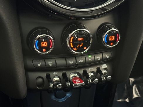 Used 2024 MINI Cooper S FWD image 19