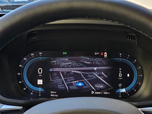 Used 2025 Volvo XC60 B5 Plus image 30