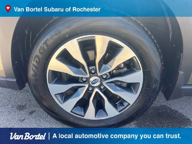 Certified 2025 Subaru Outback Touring XT AWD/4WD image 9